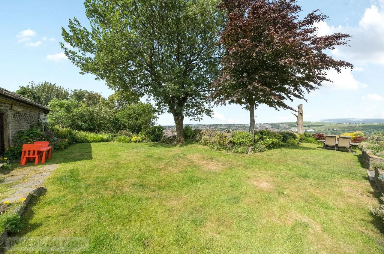 Grains Road, Shaw, OL2, photo 22