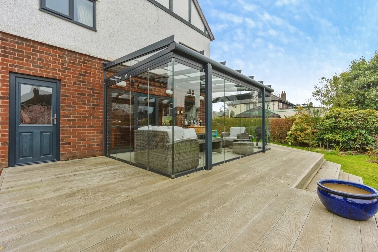Knutsford Road, Wilmslow, Cheshire, SK9, photo 11