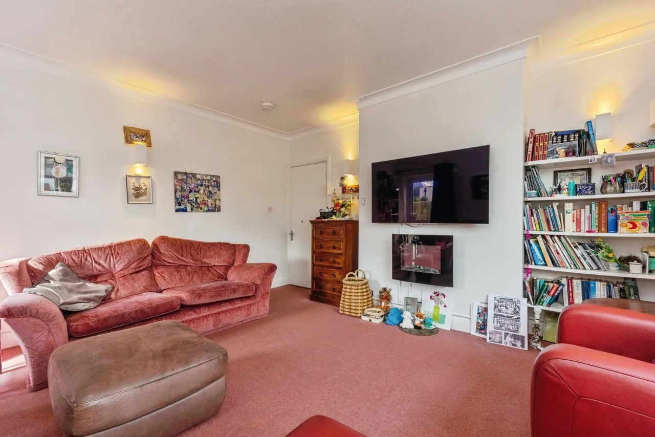 Knutsford Road, Wilmslow, Cheshire, SK9, photo 8