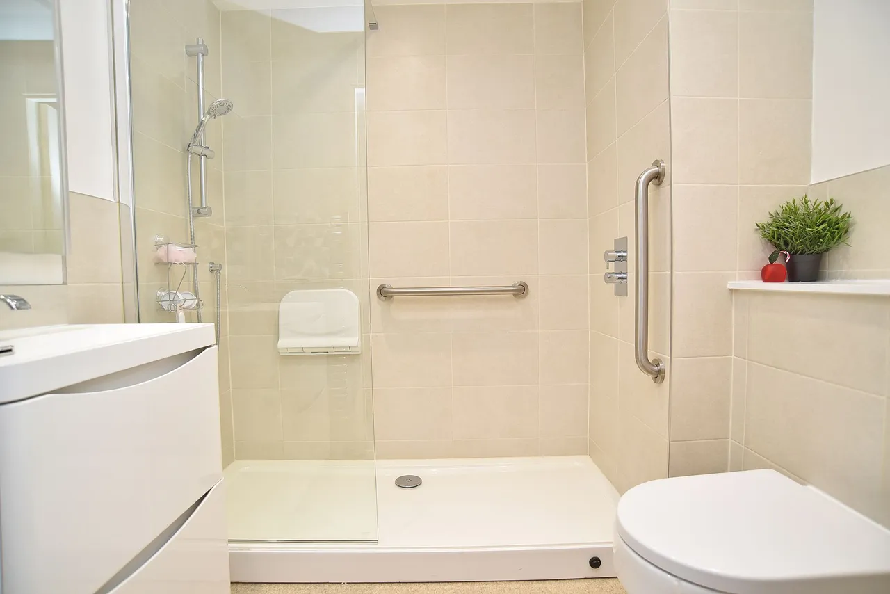 The Adelphi Cold Bath Road, Harrogate, HG2, photo 5