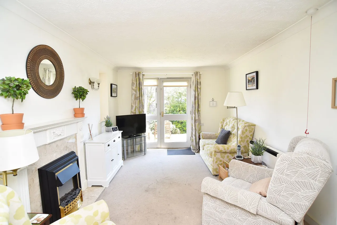 The Adelphi Cold Bath Road, Harrogate, HG2, photo 2