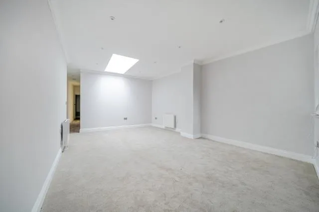 Bartholomew Street, Newbury, RG14, photo 4