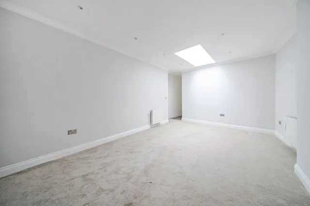Bartholomew Street, Newbury, RG14, photo 7