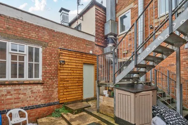 Bartholomew Street, Newbury, RG14, photo 14