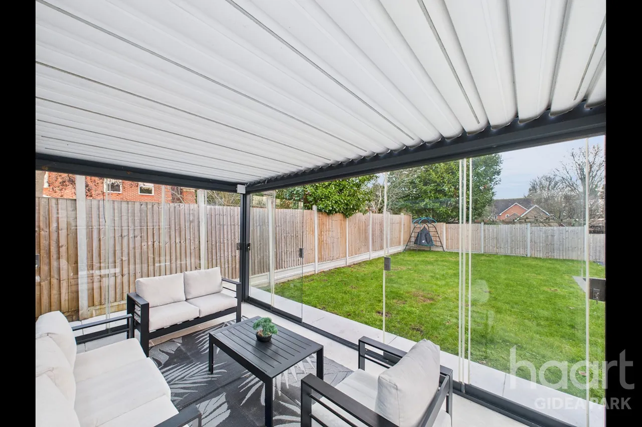 Dickens Way, Romford, RM1, photo 44