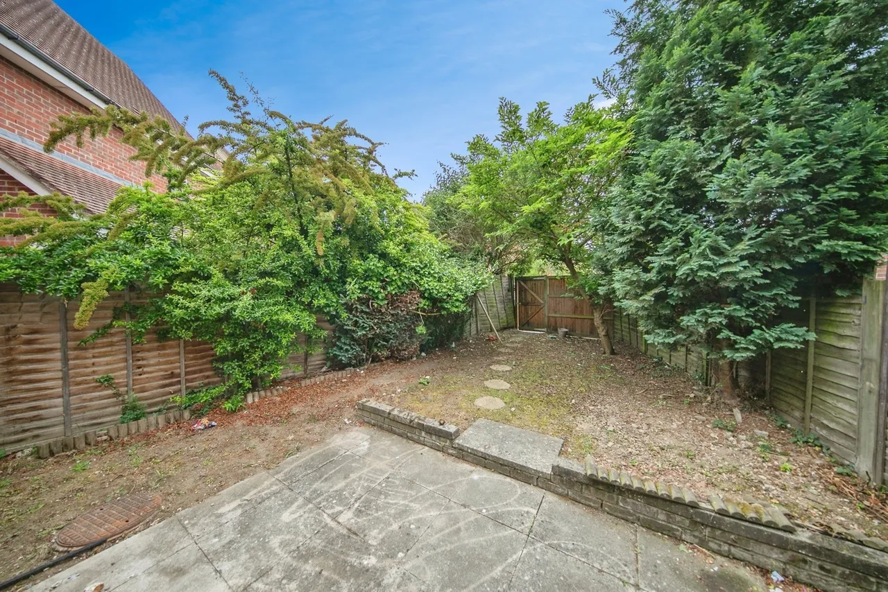 Hatcher Crescent, COLCHESTER, Essex, CO2, photo 5