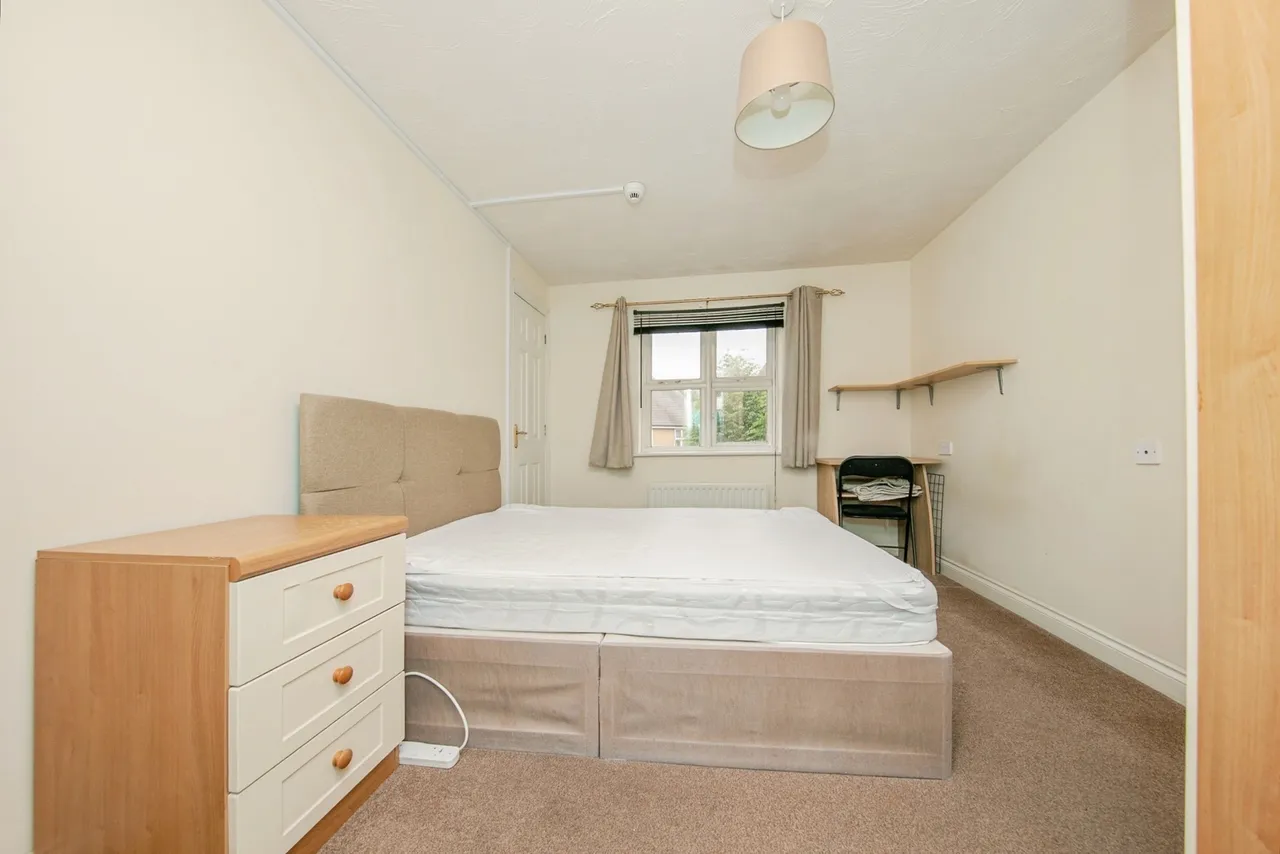 Hatcher Crescent, COLCHESTER, Essex, CO2, photo 6