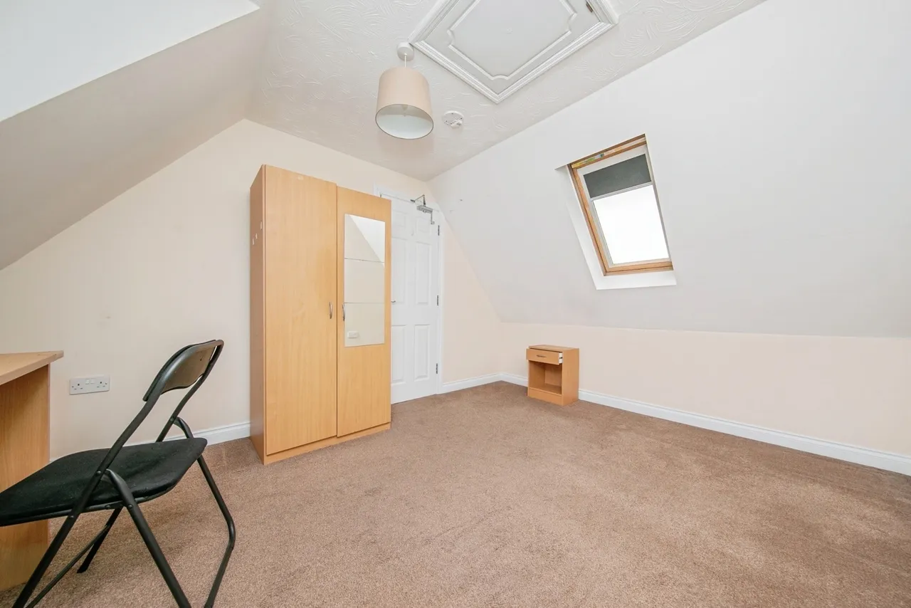 Hatcher Crescent, COLCHESTER, Essex, CO2, photo 11