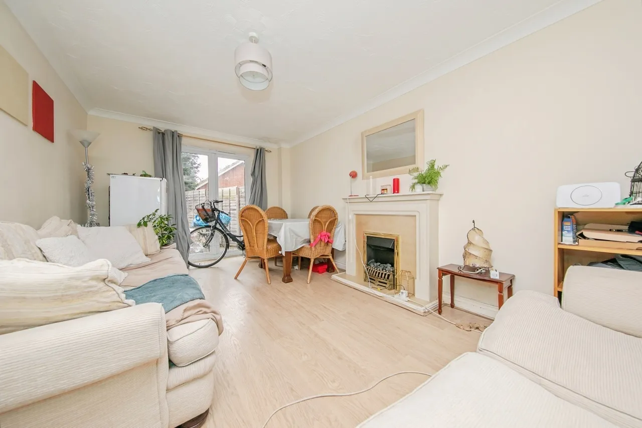 Hatcher Crescent, COLCHESTER, Essex, CO2, photo 3