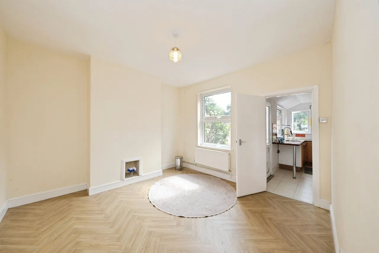 Marshall Street, Heanor, DE75, photo 8