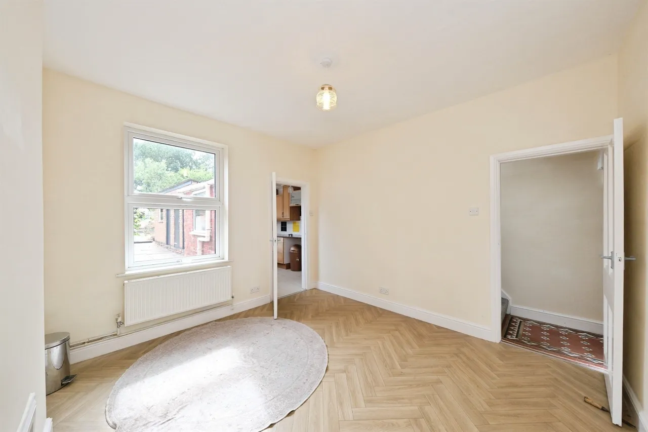 Marshall Street, Heanor, DE75, photo 11