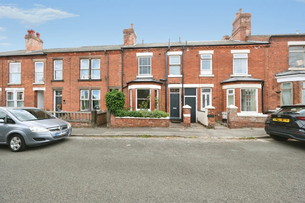2 bed house for sale, Marshall Street, Heanor, DE75