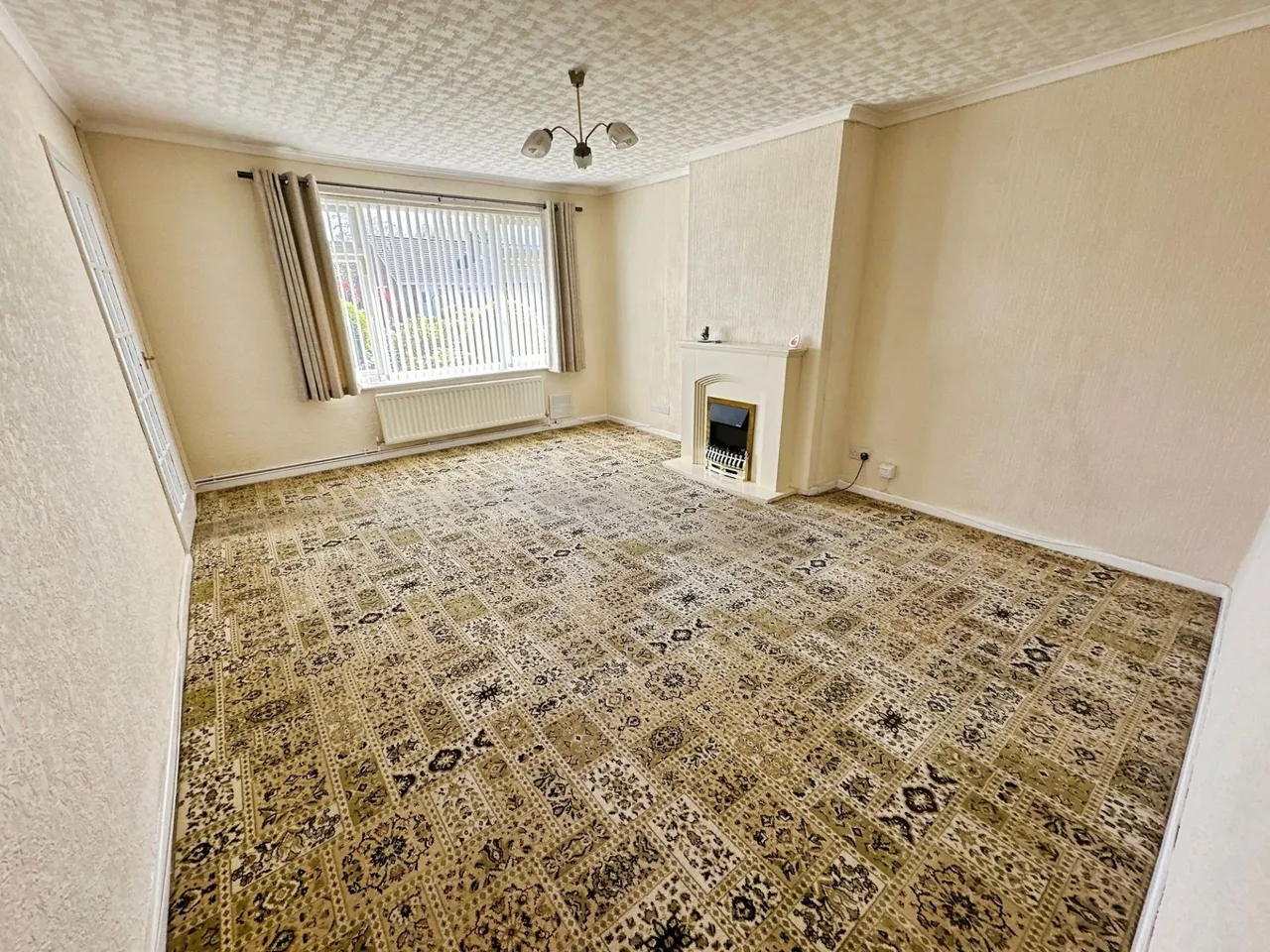 Spring Farm Road, Burton-On-Trent, DE15, photo 3