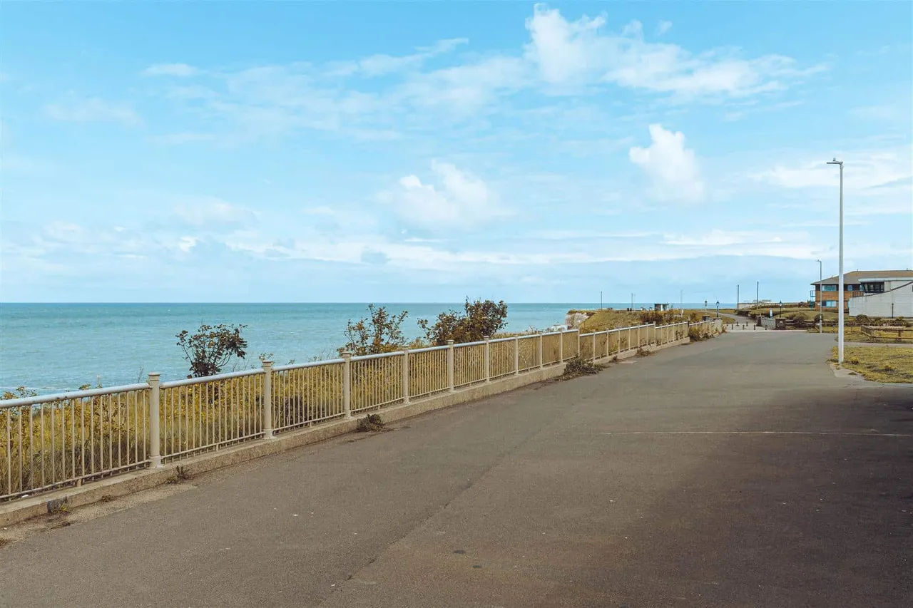 Eastern Esplanade, Margate, Kent, CT9 3AA, photo 24