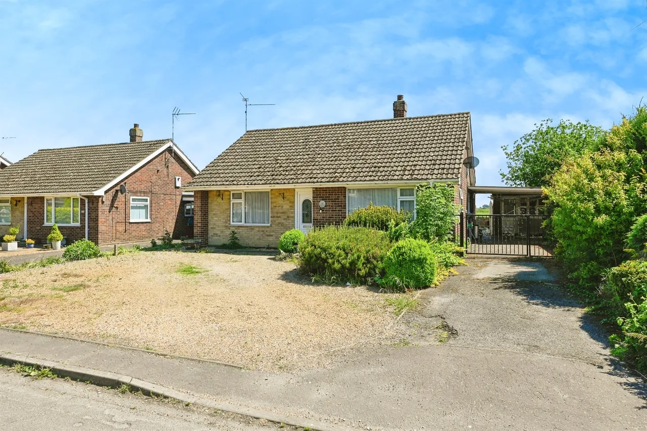 2 bed house for sale — Listers Road, Upwell, Wisbech