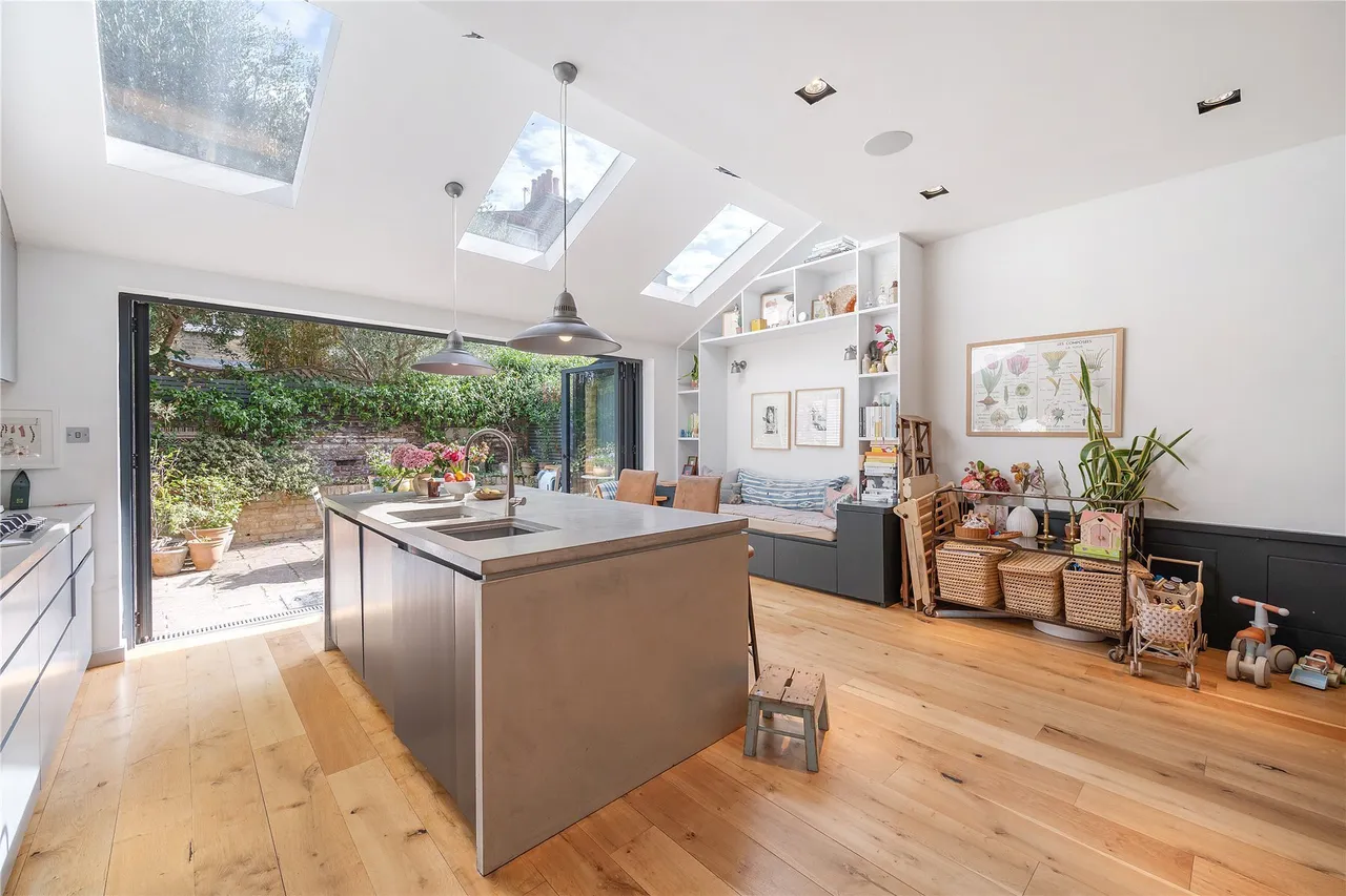 Upham Park Road, London, W4, photo 4