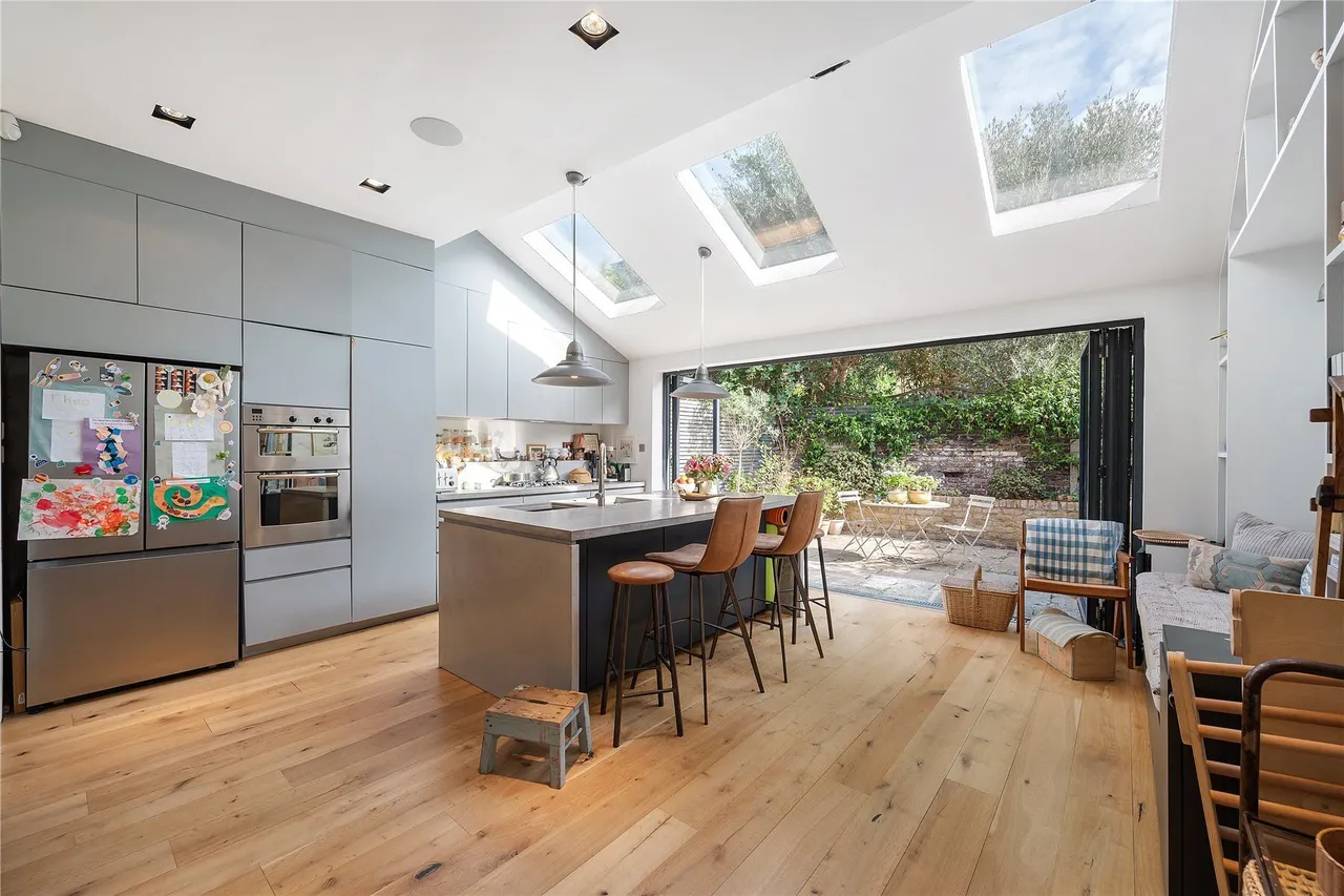 Upham Park Road, London, W4, photo 5