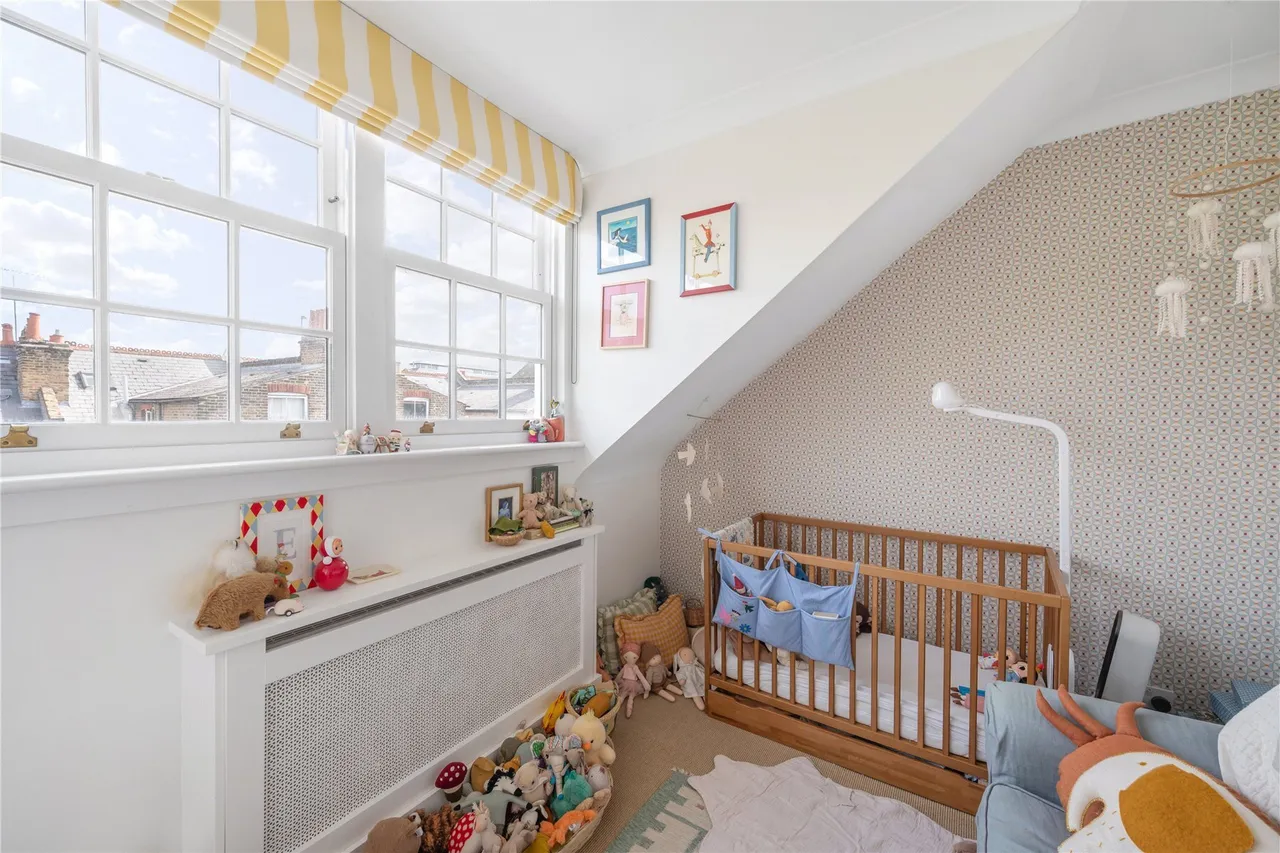 Upham Park Road, London, W4, photo 16