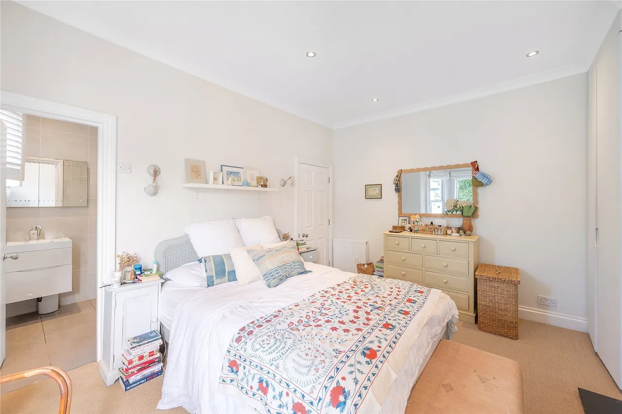 Upham Park Road, London, W4, photo 8