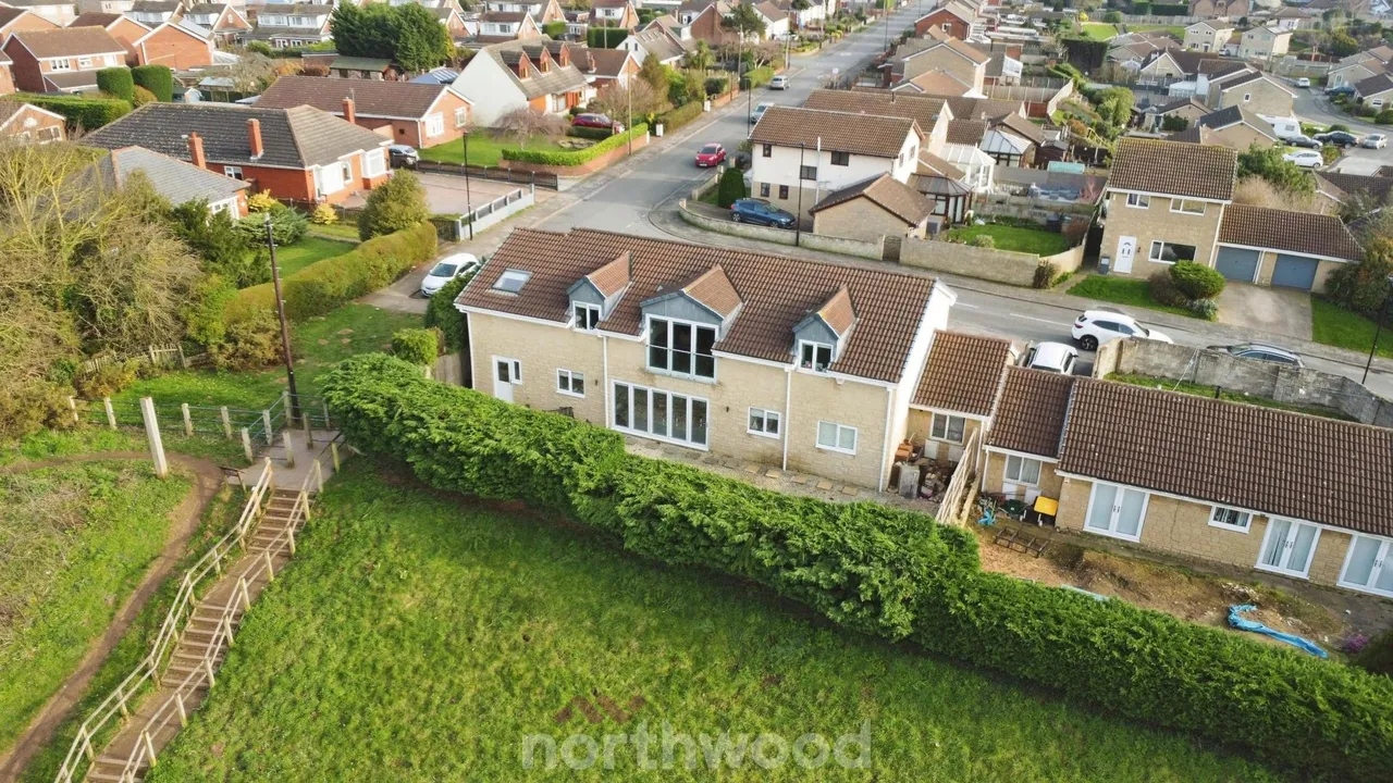 6 bed house for sale, St Georges Avenue, Dunsville, DN7