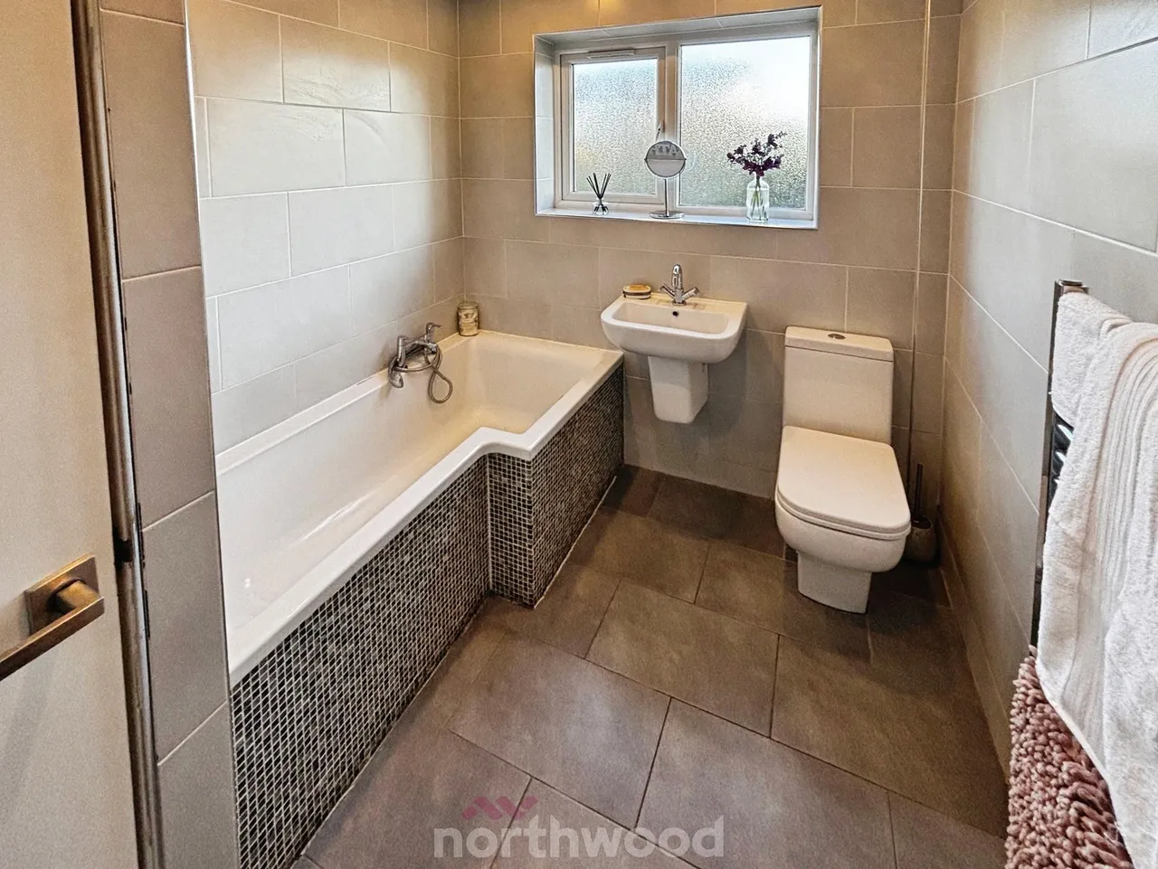 St Georges Avenue, Dunsville, DN7, photo 37