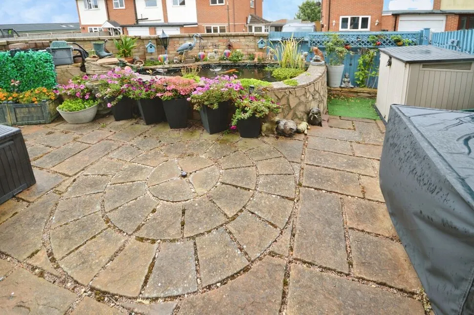 Avery Way, Allhallows, Kent, ME3, photo 12