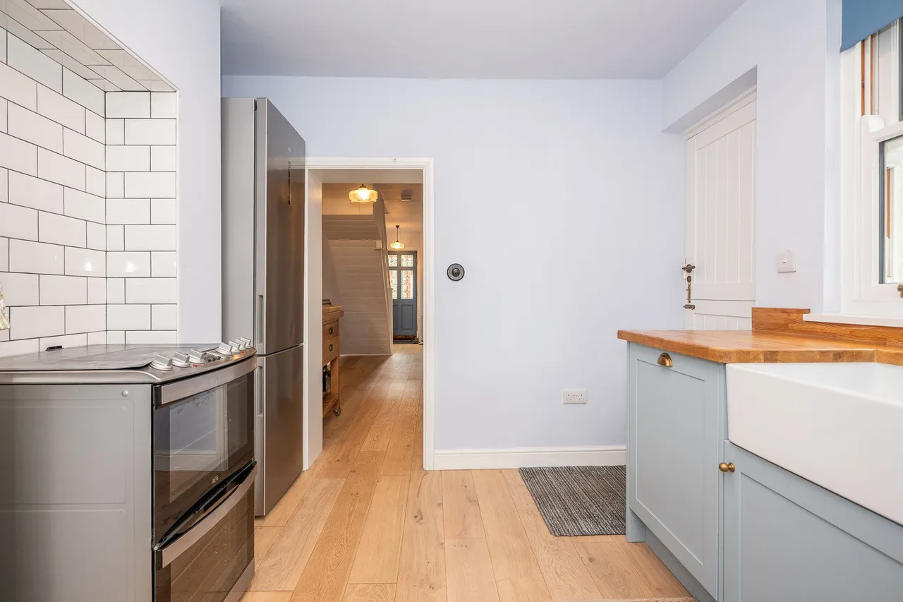 Mid Terraced Cottage in the Heart of, photo 9