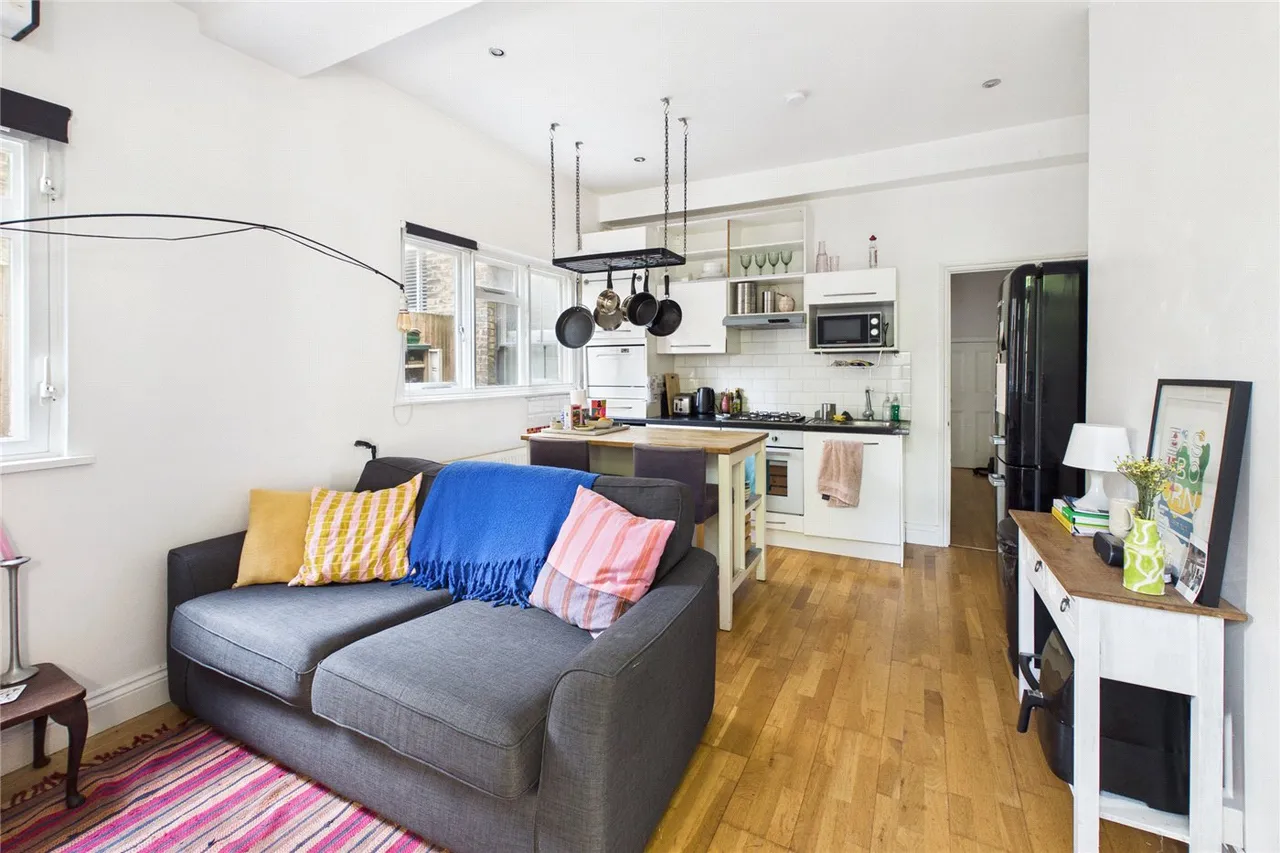 Hailsham Avenue, London, SW2, photo 12