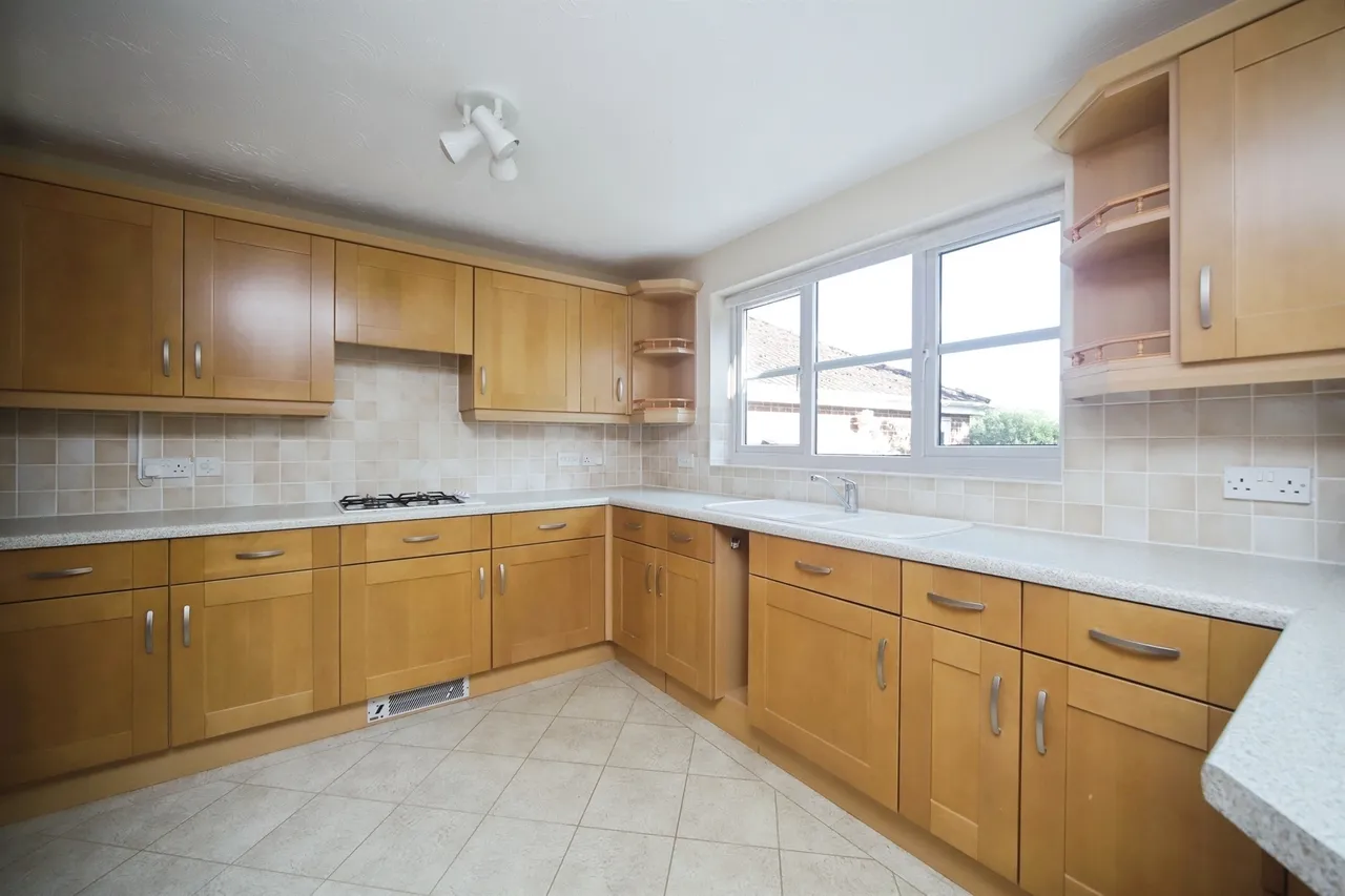 Acland Round, Cotford St. Luke, Taunton, photo 11
