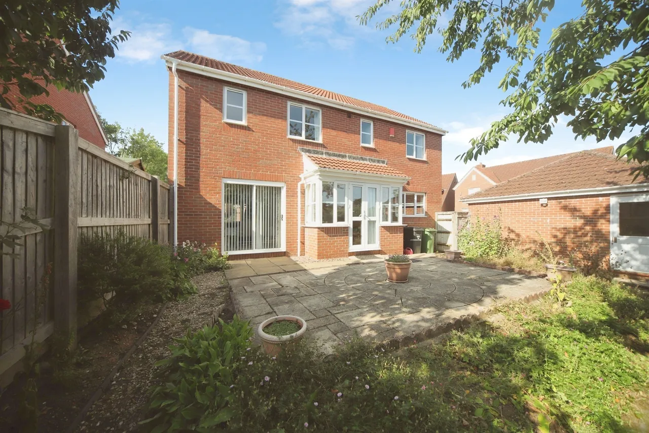 Acland Round, Cotford St. Luke, Taunton, photo 4