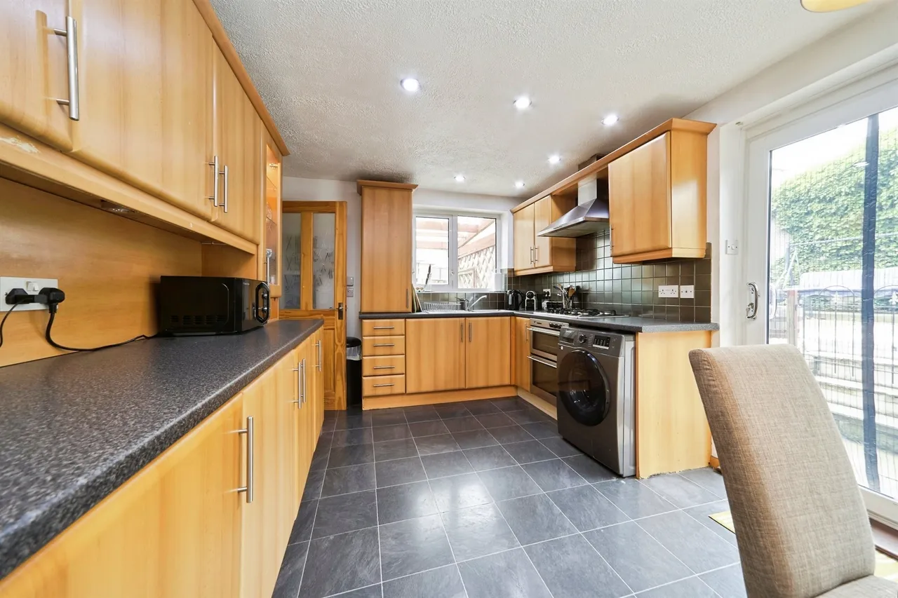 Harcourt Avenue, Thornton, Bradford, photo 7