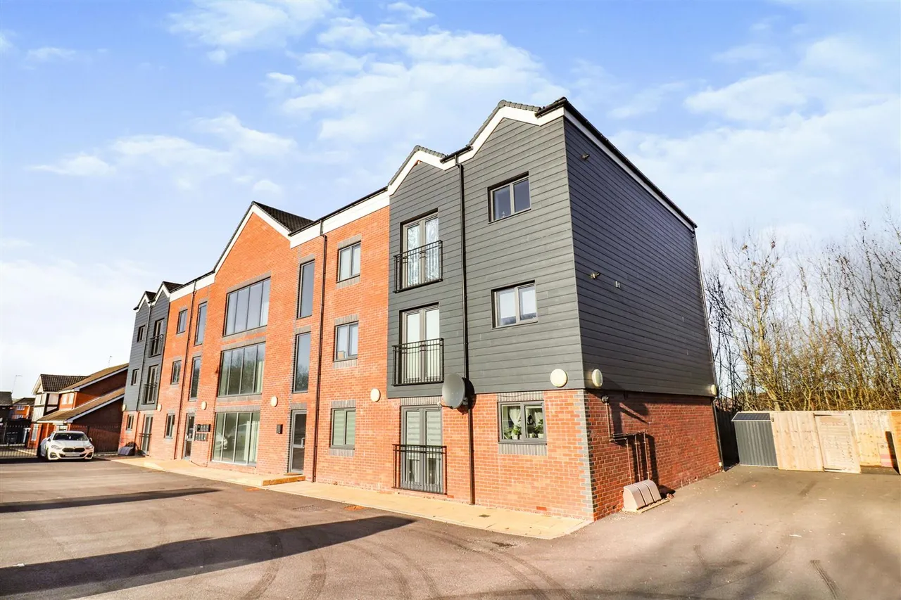 Kingswood Road, Nuneaton, CV10, photo 8