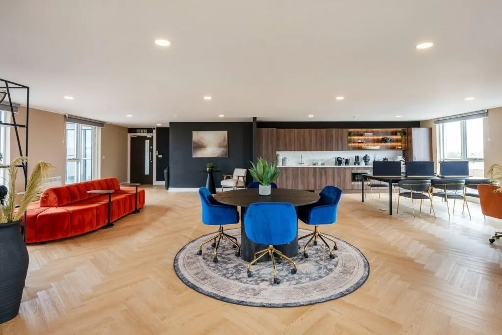 flat to rent — Lawrence Road London N15