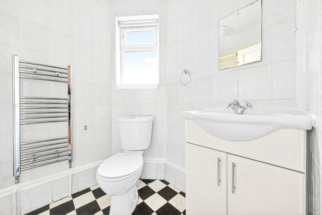 Eaton Road, Enfield, EN1 1NJ, photo 9