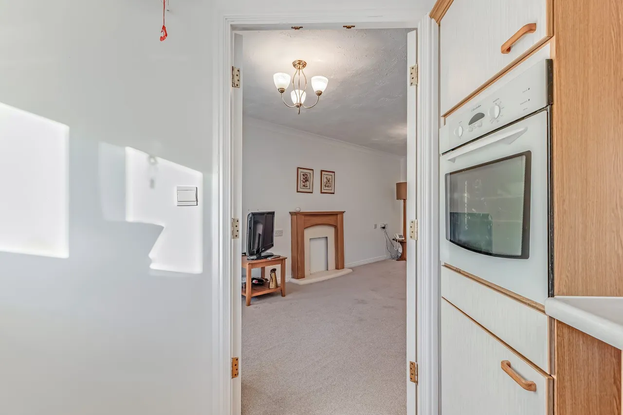 Springs Lane, Ilkley, LS29, photo 3