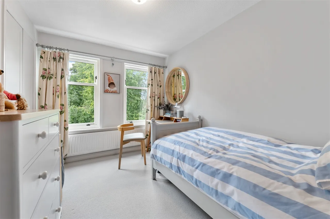 7F Hughenden Gardens, Hyndland, G12 9XW, photo 12