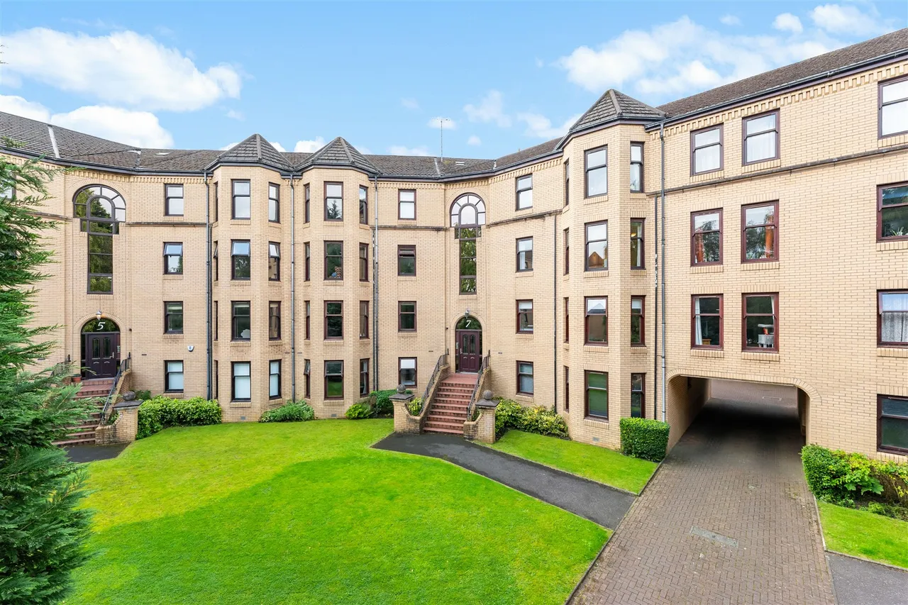 3 bed flat for sale — 7F Hughenden Gardens, Hyndland, G12 9XW