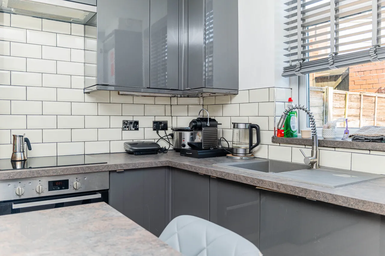 Hough Lane, Bromley Cross, Bolton, BL7 9DB, photo 4