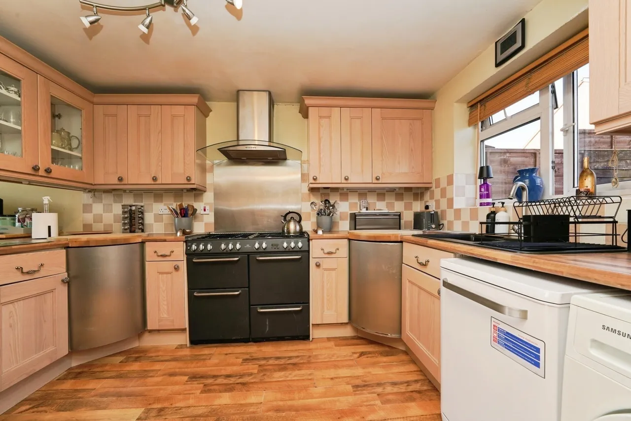 Bradfords Close, Newent, Gloucestershire, GL18, photo 5
