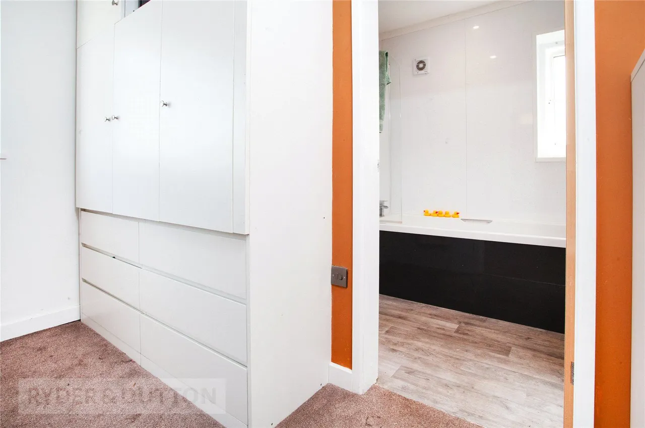 Furness Road, Middleton, M24, photo 14