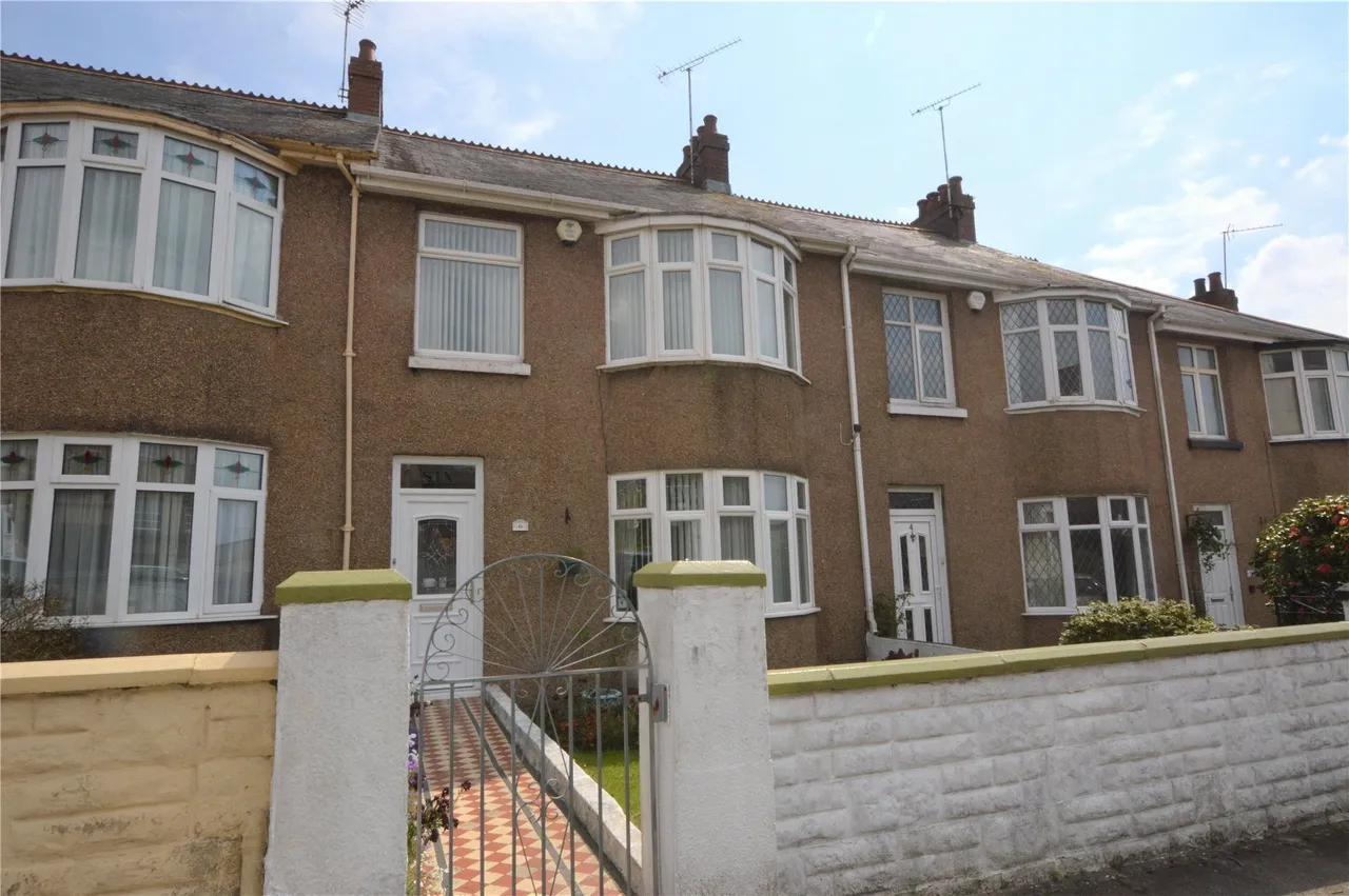 3 bed property for sale — St. Martins Avenue, Plymouth, Devon, PL3