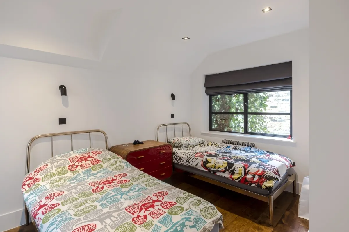 7 Old Town, London, SW4, photo 9