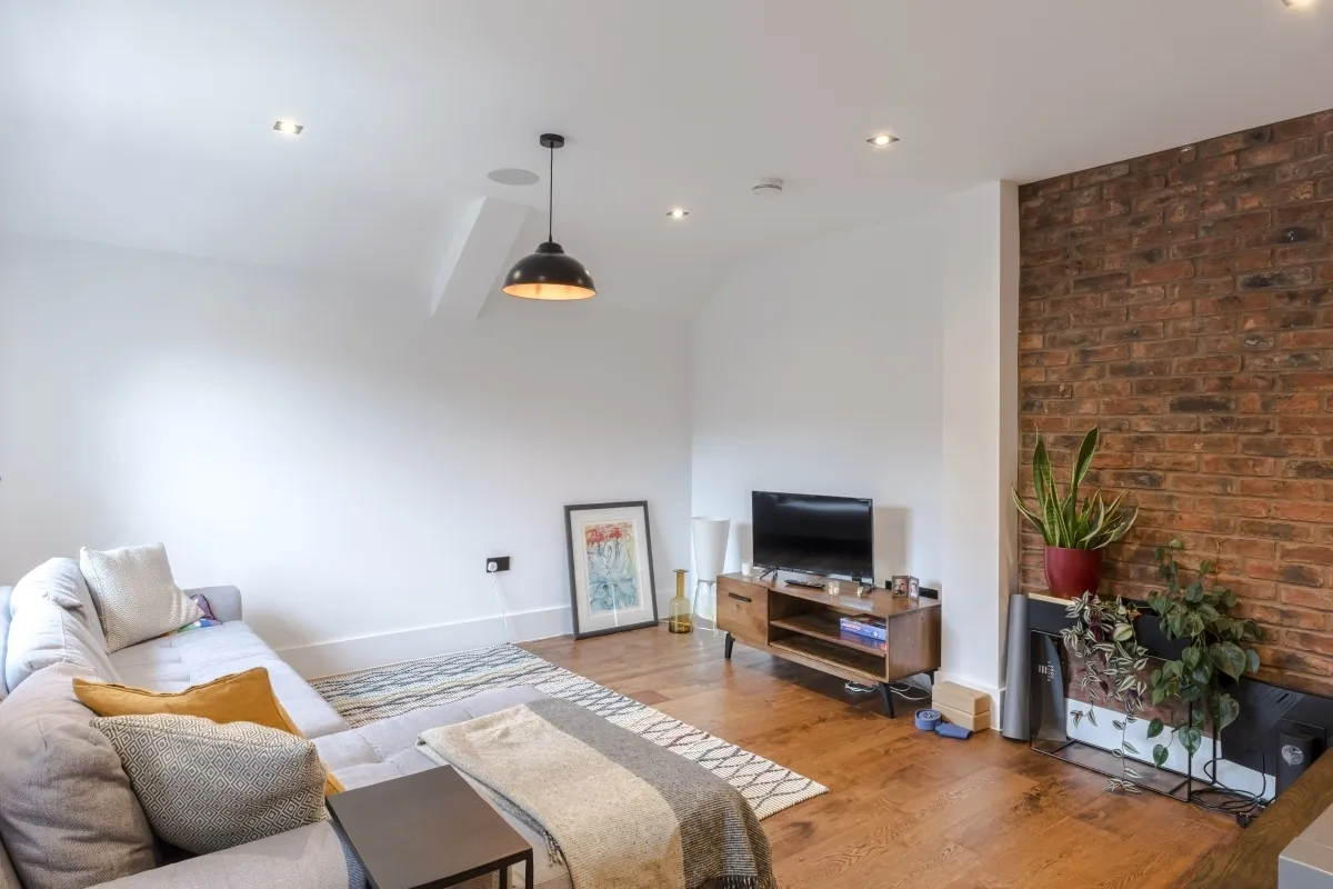 7 Old Town, London, SW4, photo 2