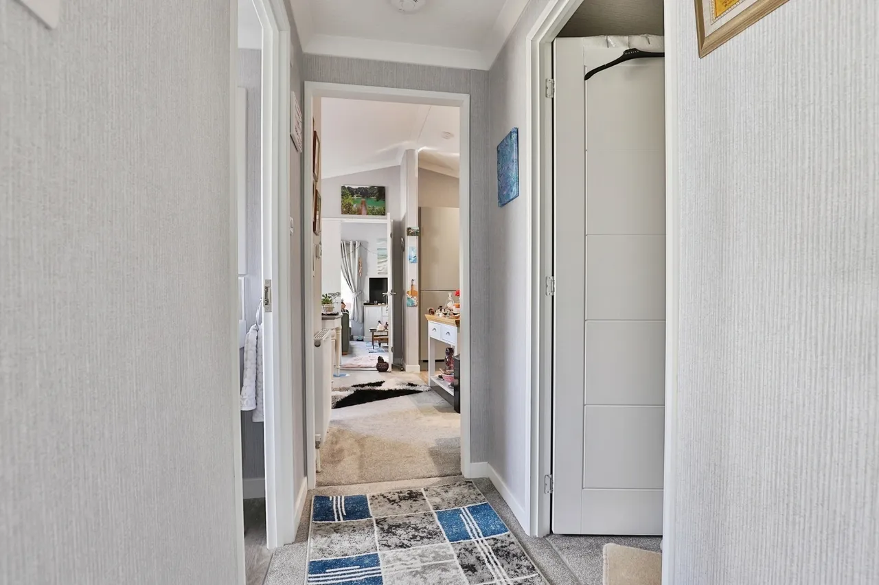 Matchams Lane, Hurn, BH23, photo 13