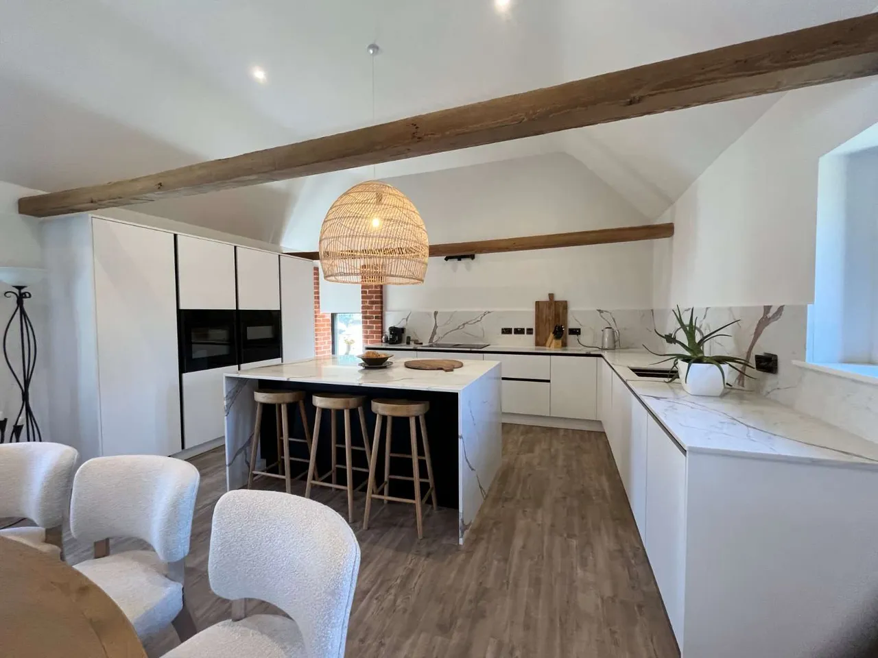 Hall Farm Barns, Thurleston Lane, Akenham, Ipswich, IP1 6TQ, photo 3