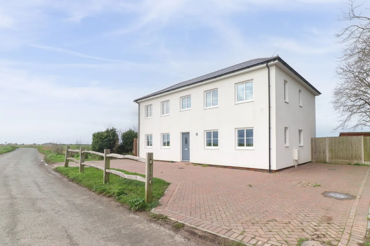 3 bed house for sale, Plumstone Road, Acol, CT7