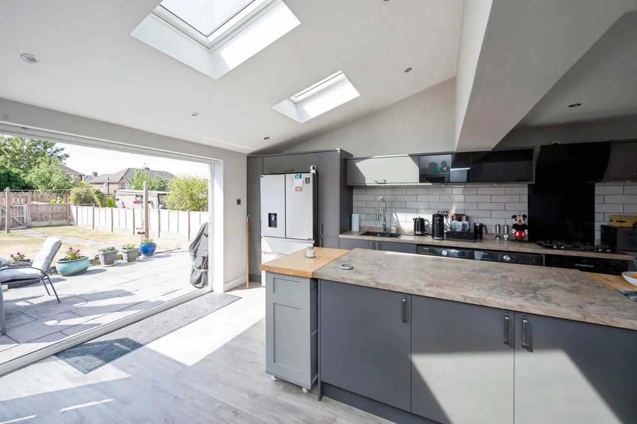 Fairhaven, Kirkby-in-Ashfield, Nottingham, Nottinghamshire, NG17, photo 4