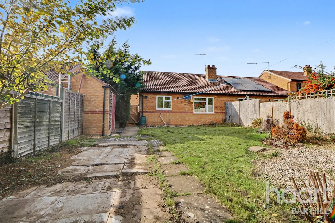Windsor Gardens, Somersham, PE28, photo 10