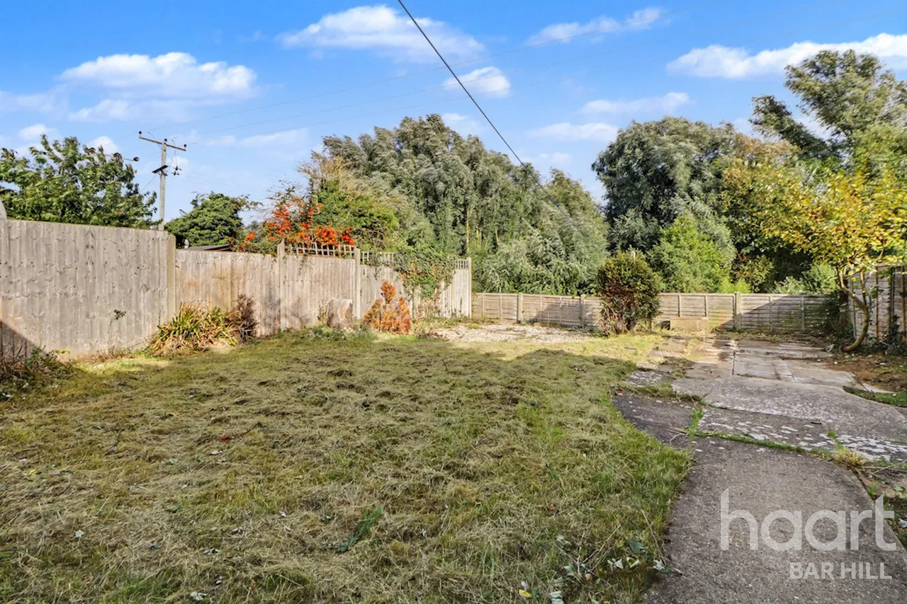 Windsor Gardens, Somersham, PE28, photo 11