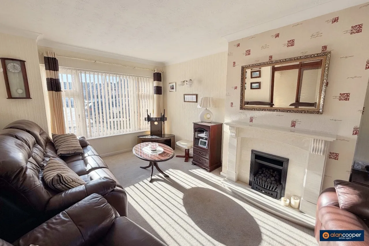 Benn Road, Bulkington, CV12, photo 2